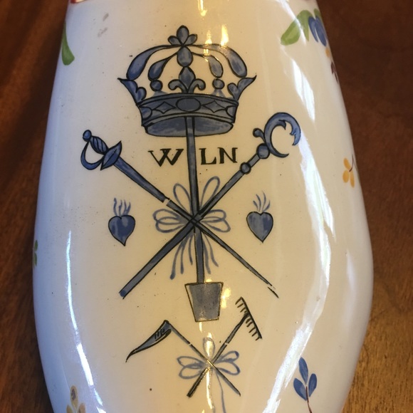 Vintage Saint Amand Wall Pocket Clog - Picture 2 of 4